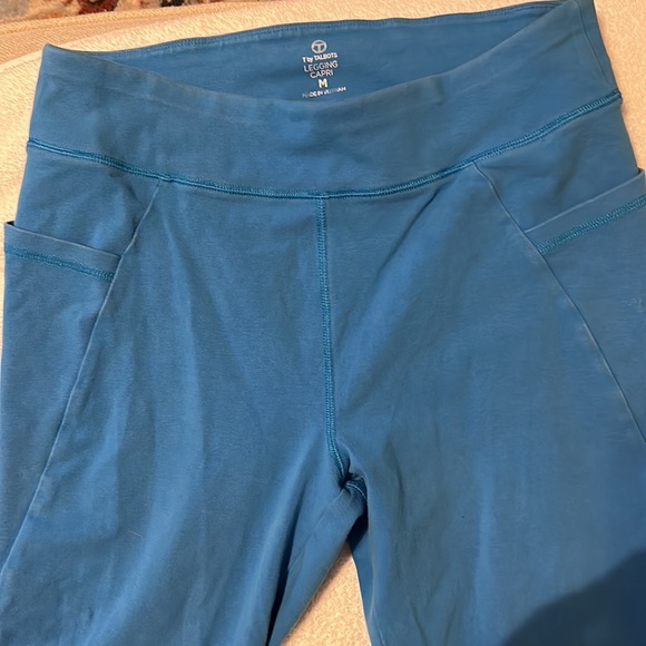 Exercise Capris Stretch T by Talbots Sz M. Blue used condition - Picture 3 of 4